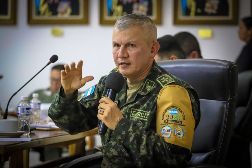 General Roosevelt Hernández insta a votar y garantiza: “Las FF. AA. respaldará al Gobierno que resulte del 100 % de las actas’